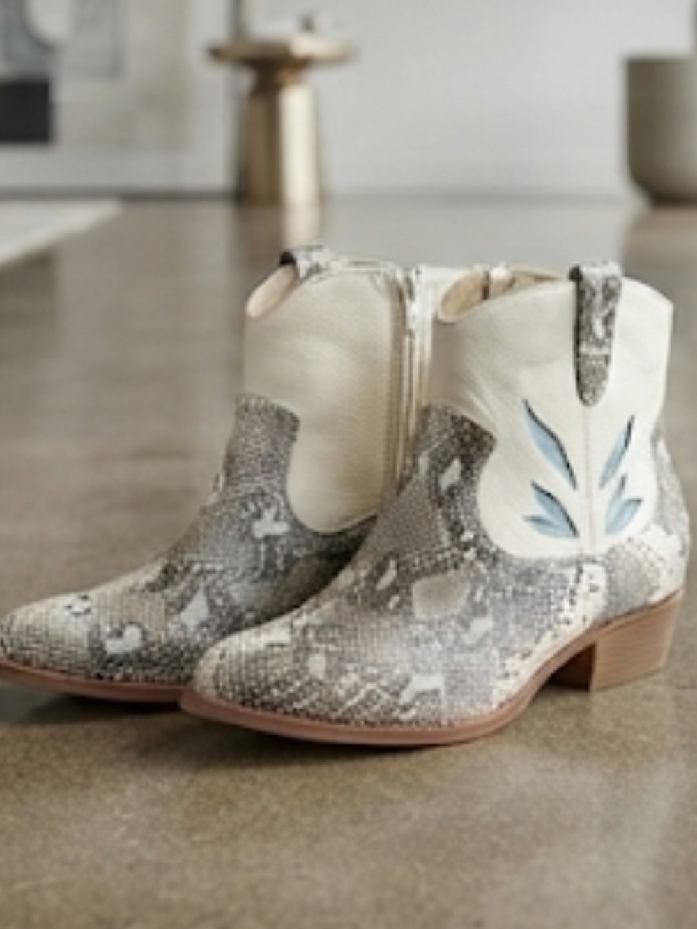 BC "Born in California" Snake Print Western Ankle Booties - Size 7